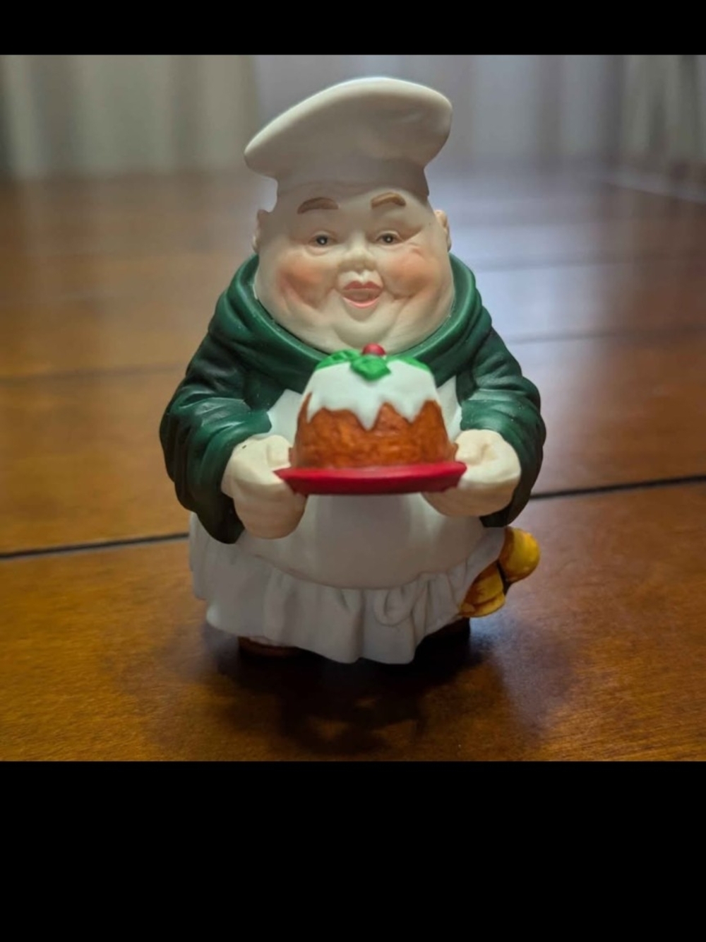 Department 56 - Merry Makers - Percival The Puddingman
